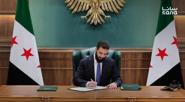 مرسوم  بإضافة 50% إلى رواتب وأجور العاملين في القطاعين العام والمشترك