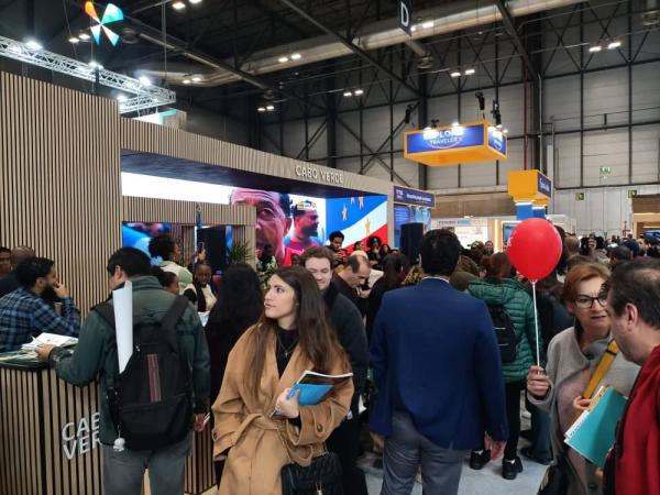 السياحة تختتم مشاركتها في معرض (فيتور) بمدريد