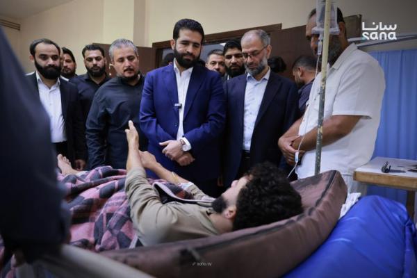 وزير الداخلية ومستشار الرئاسة يطمئنان على مصابي حادث طريق دير ‏الزور-دمشق