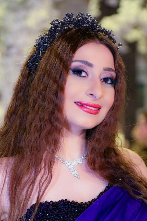 بدأت التمثيل بعمر صغير وترفض التنميط.. مادونا حنا: لم أصل بعد والتّجربة المسرحية تساعدني في الدّراما والسّينما 