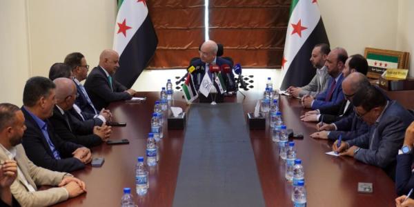وزير النقل يلتقي وفداً أردنياً لبحث تعزيز التبادل التجاري وتسهيل حركة النقل بين البلدين
