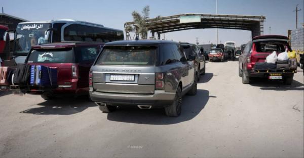 العبور بين سوريا والعراق مستمر طوال أيام عيد الفطر عبر منفذ البوكمال