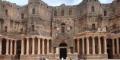 مجموعة سياحية روسية تزور مدينة بصرى الشام وتطلع على معالمها الأثرية