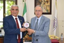 أكساد وجامعة دمشق تبحثان سبل تنمية القدرات الزراعية والبيئية
